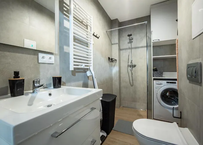 Wigurytower 102 罗兹